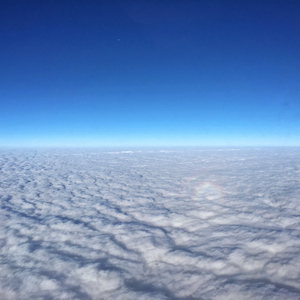 国内牛人偷窥美女嘘嘘视频
